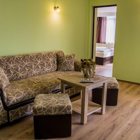 Family Hotel Virgin ريباريكا المظهر الخارجي الصورة