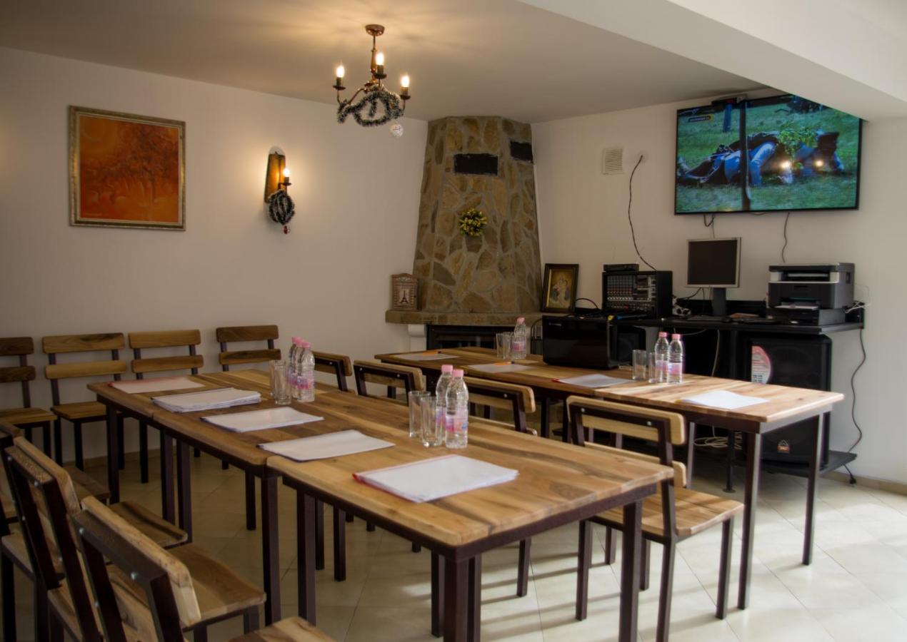 Family Hotel Virgin ريباريكا المظهر الخارجي الصورة