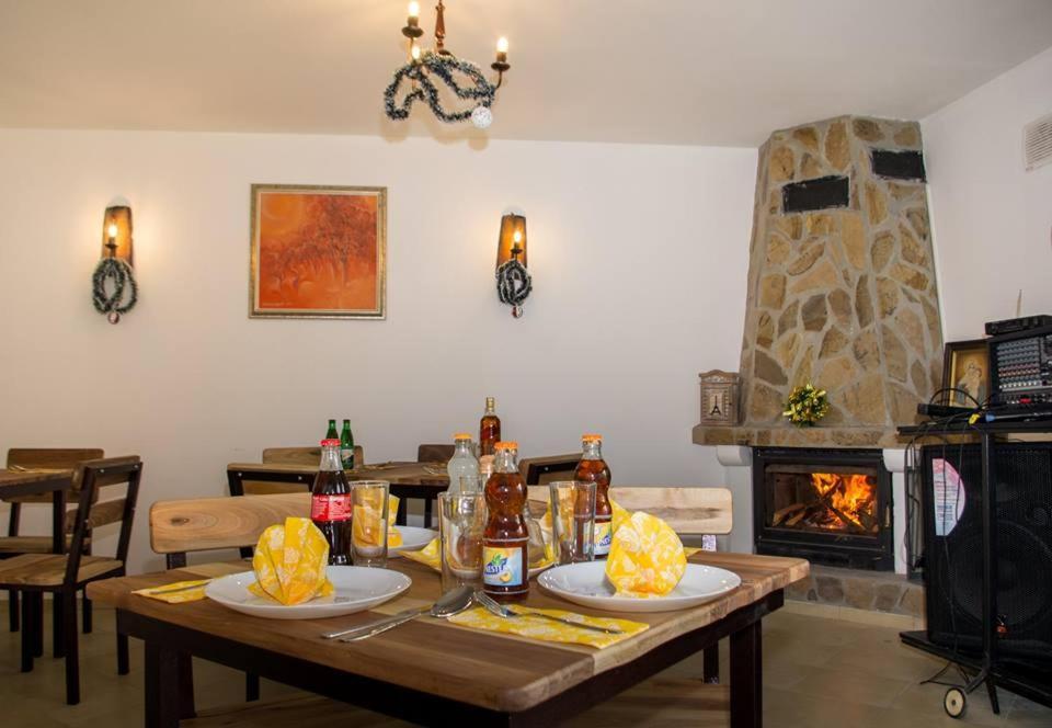 Family Hotel Virgin ريباريكا المظهر الخارجي الصورة