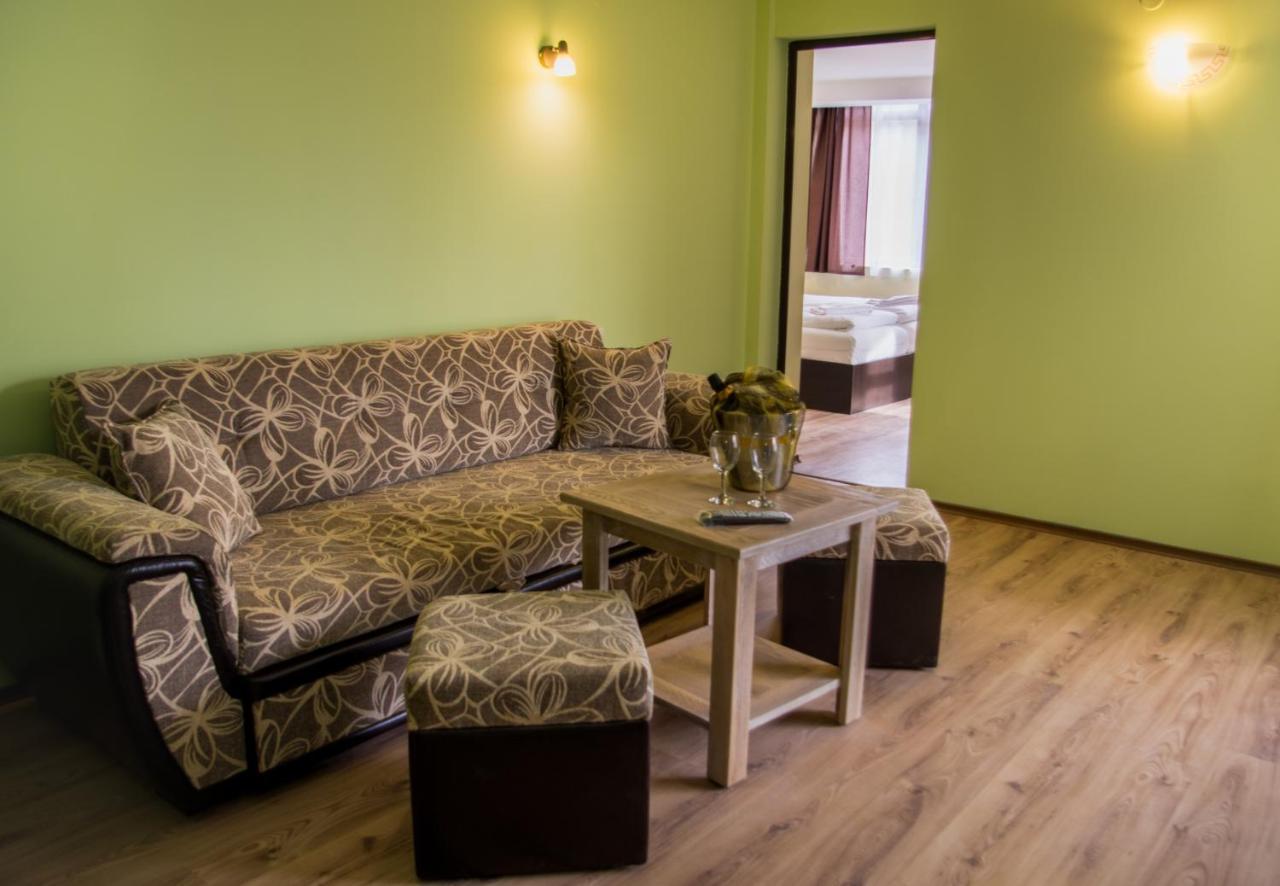 Family Hotel Virgin ريباريكا المظهر الخارجي الصورة